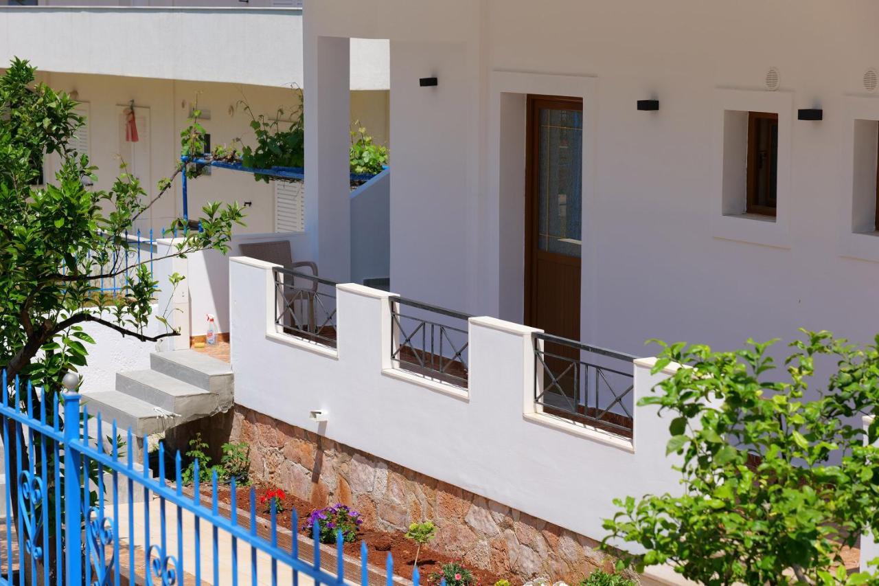 Iljo Apartments Ksamil Exterior foto
